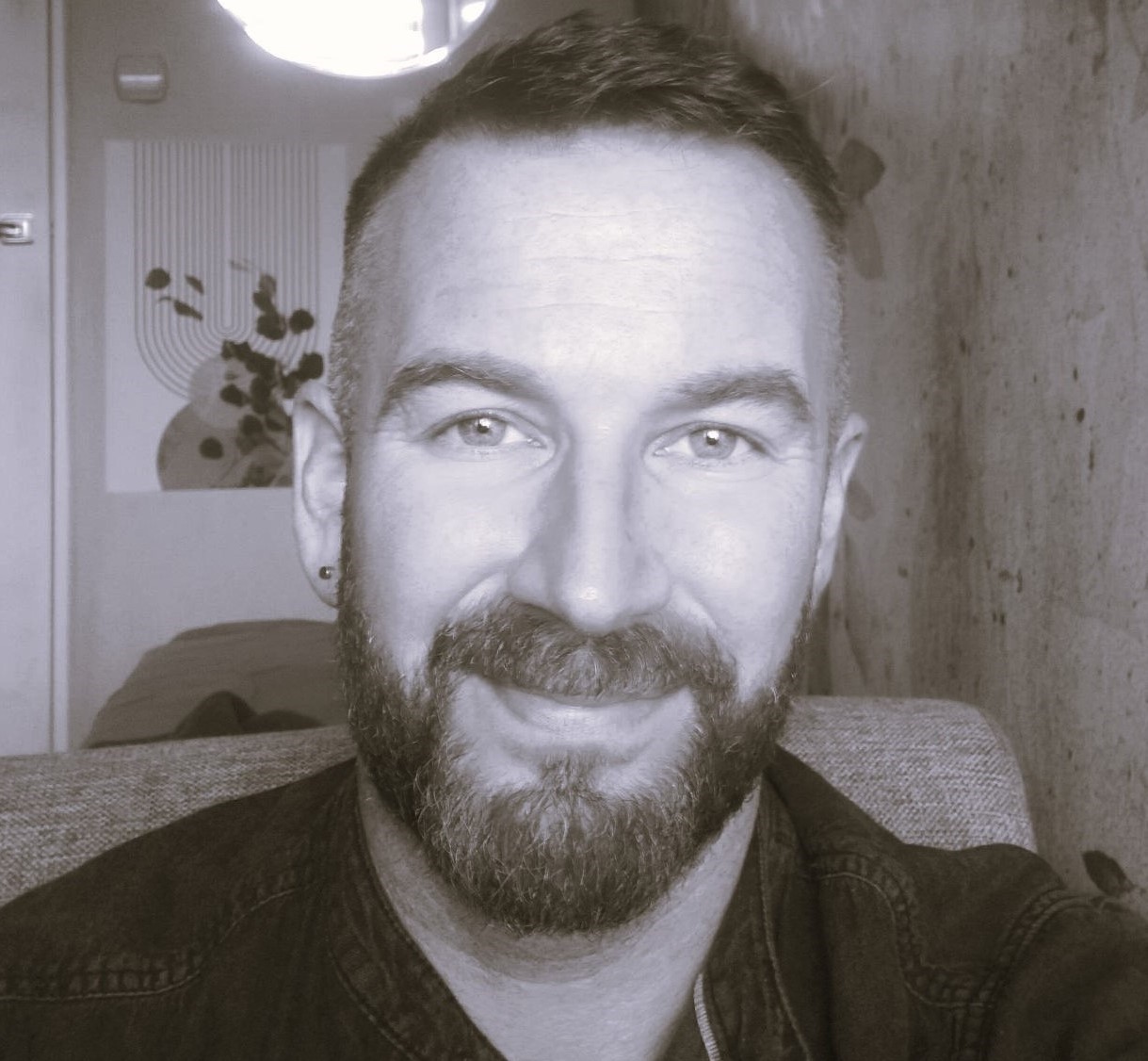 Therapist Piotr Ślączka