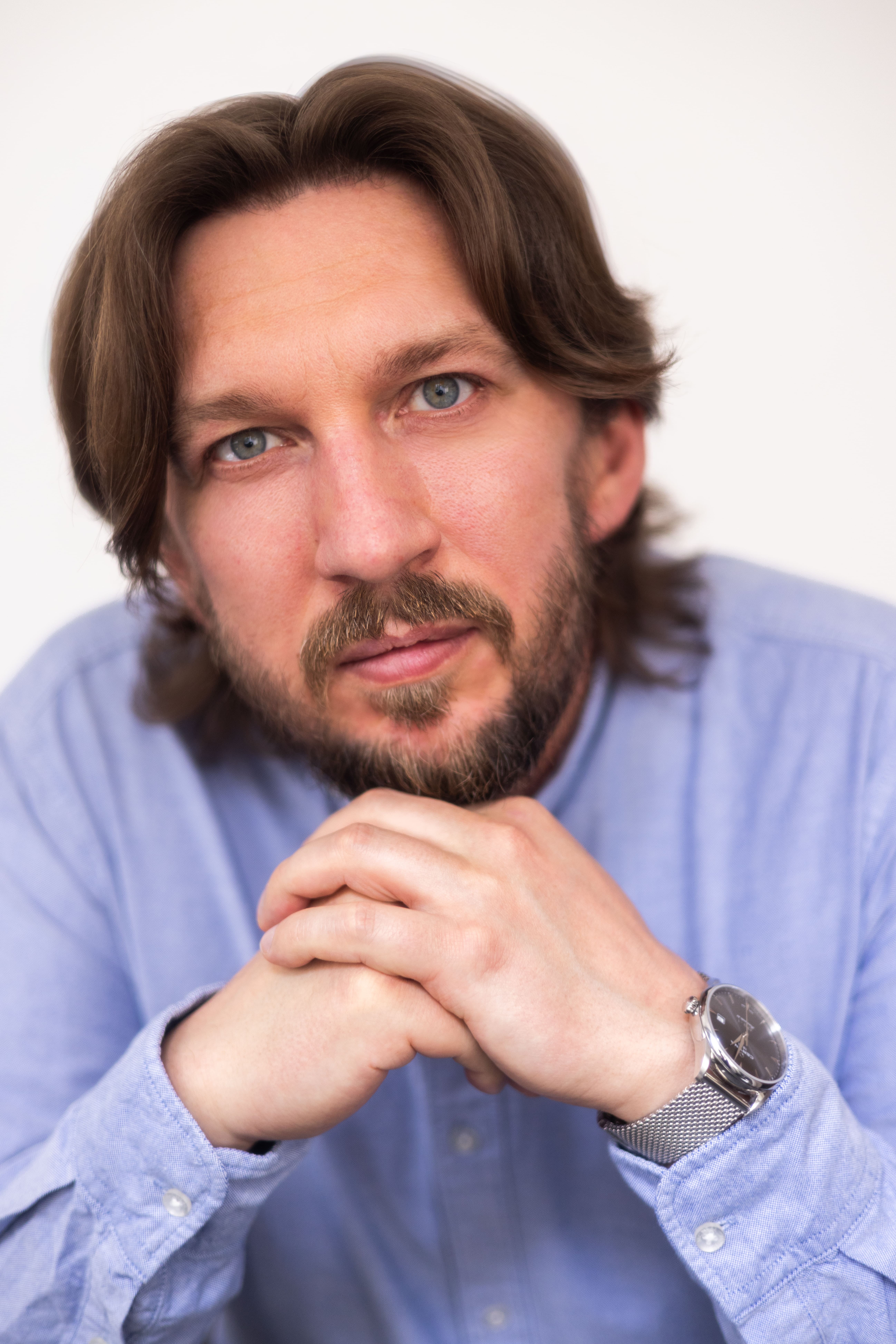 Therapist Krzysztof Wierzbicki